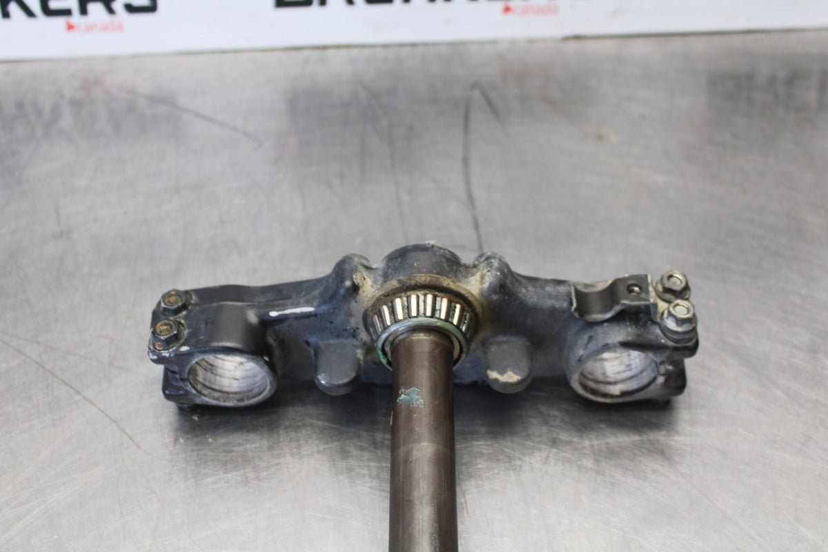 06 KAWASAKI KLR650 FRONT FORKS CLAMP LOWER TRIPLE TREE STEM BB919