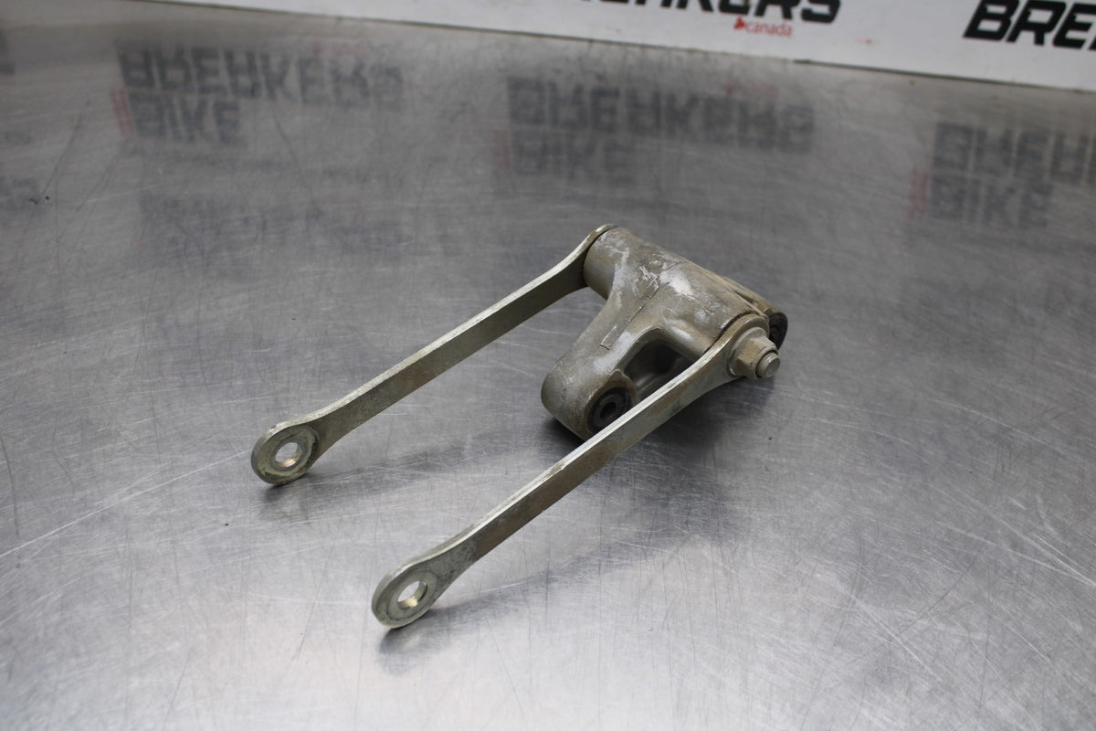 24-25 KAWASAKI NINJA ZX6R REAR DOGBONE SHOCK LINKAGE LINK BB785