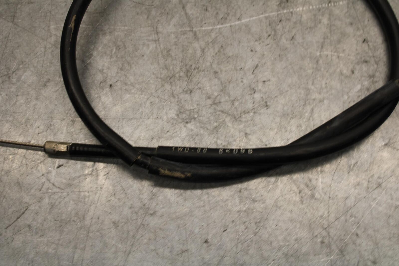 19 YAMAHA YZF R3 CLUTCH CABLE LINE 1WD-F6335-00-00 BB56