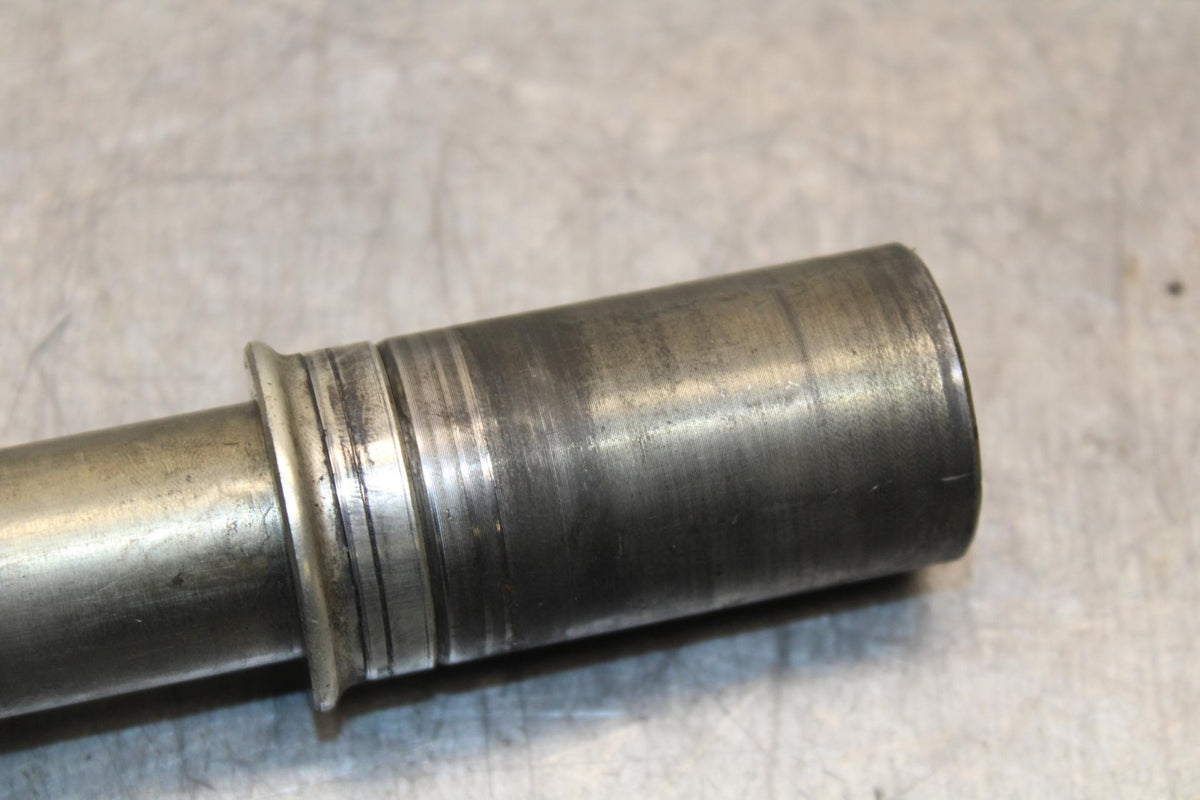 08-10 SUZUKI GSXR 600  FRONT WHEEL RIM AXLE PIVOT BOLT BB92