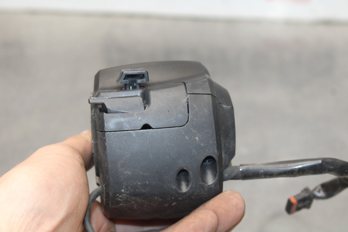 22 HARLEY-DAVIDSON PAN AMERICA 1250 LEFT HANDLE BAR HORN SIGNALS SWITCH  BB910