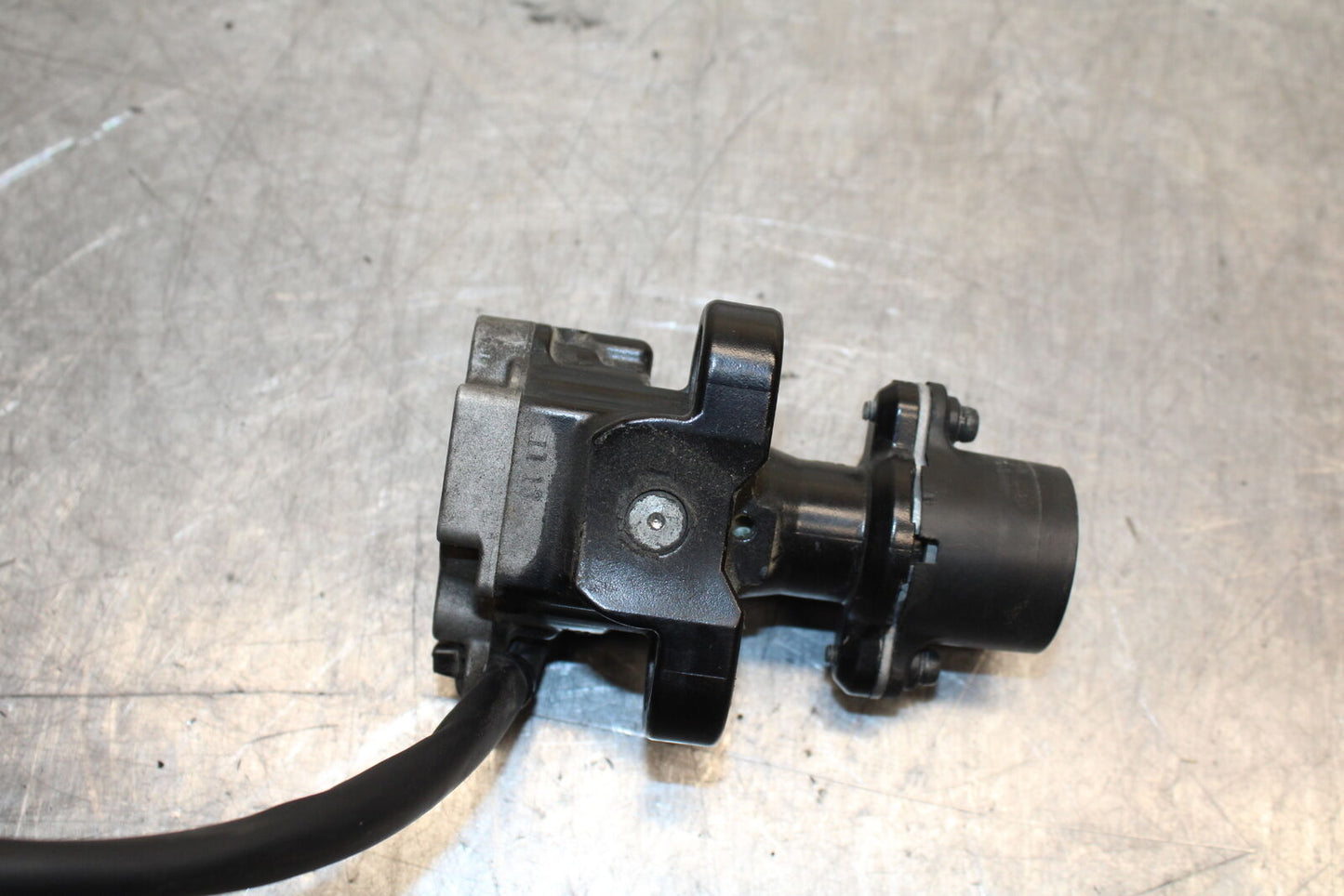 11-24 SUZUKI GSXR750 IGNITION LOCK W KEY BB714