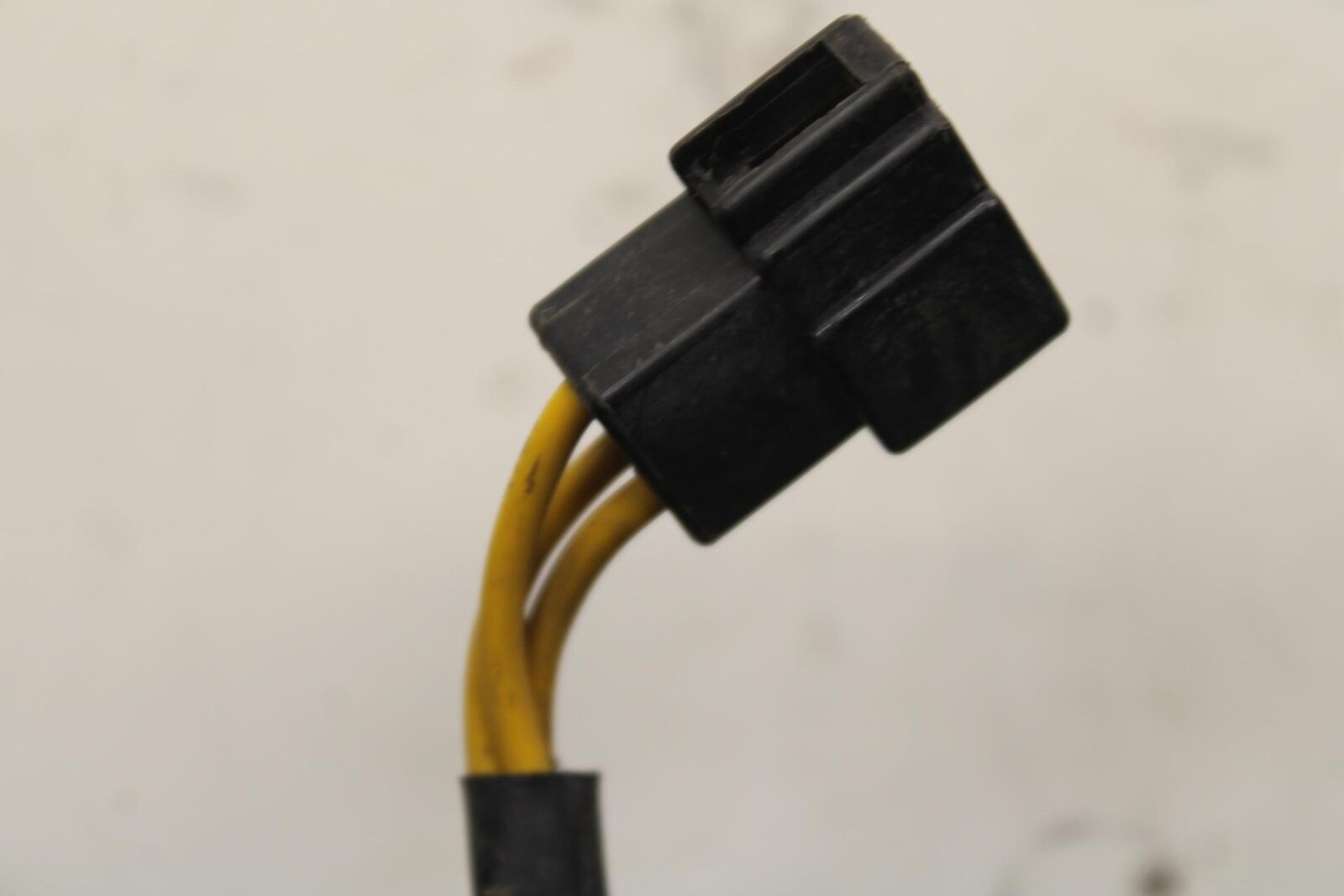 08-11 TRIUMPH SPEED TRIPLE RECTIFIER VOLTAGE REGULATOR BB102