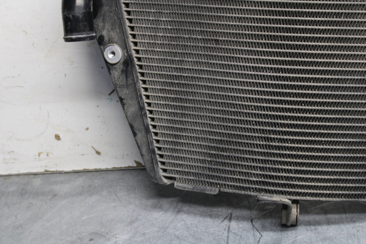 17-21 HONDA CBR1000RR SP ENGINE RADIATOR MOTOR COOLER COOLING RADIATER BB681