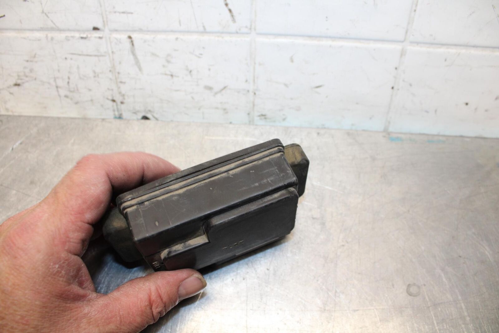 2003 Kawasaki Ninja ZX6RR ZX600K RELAY ASSEMBLY FUSE BOX BB66