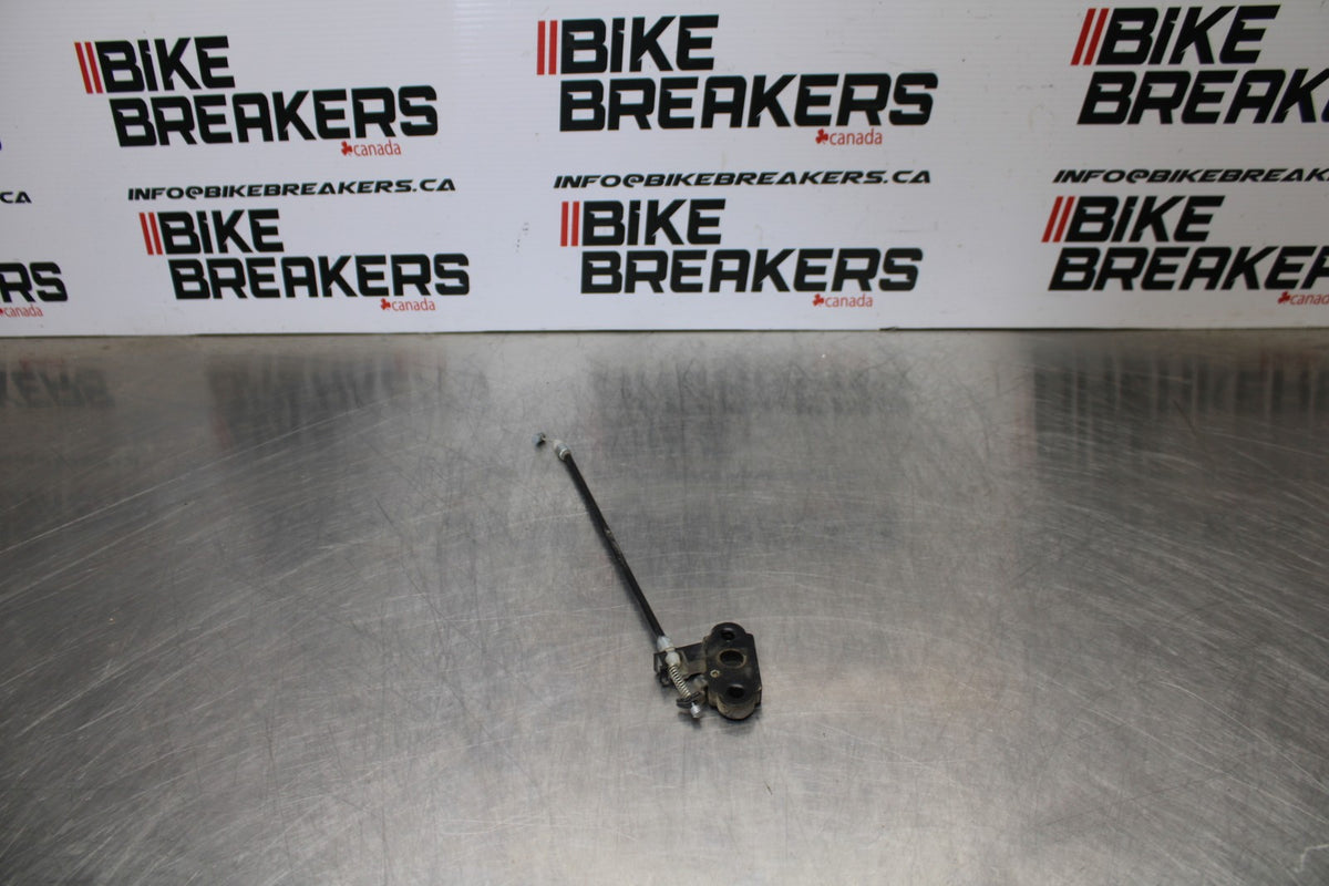 24-25 KAWASAKI NINJA ZX4R REAR PASSENGER SEAT LATCH LOCK ASSEMBLY BB174