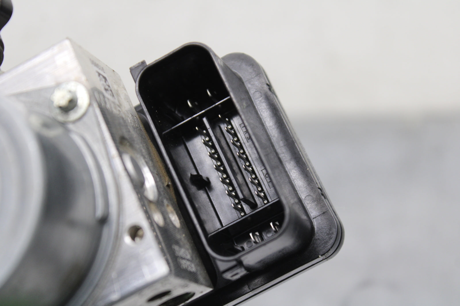 12-17 KAWASAKI NINJA 650 ABS PUMP UNIT MODULE BB129