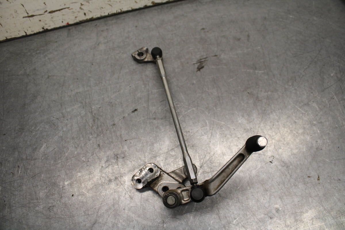 08-09 SUZUKI GSXR600 SHIFTER LINKAGE SHIFT LINK PEDAL BB728