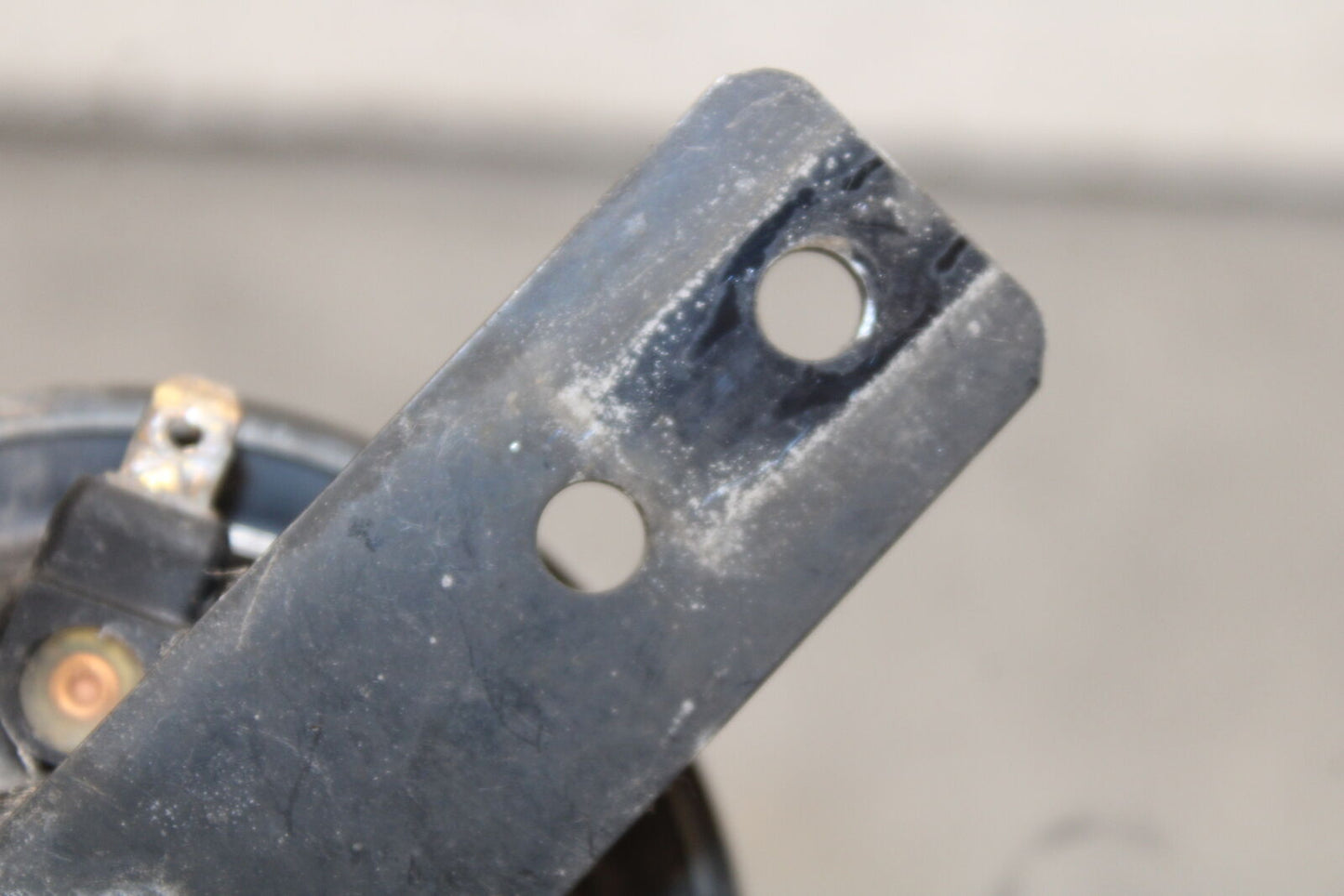 04-12 HONDA ST1300A HORN SIGNAL (ITEM B) BB669