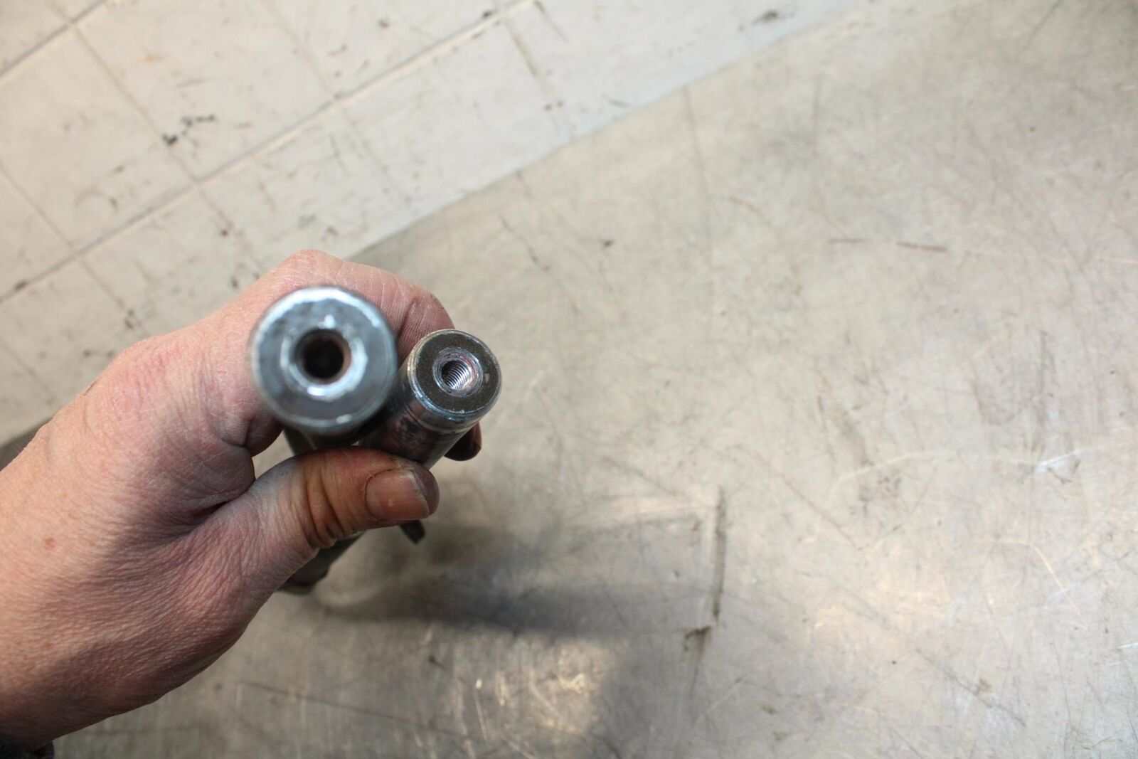 05-06 KAWASAKI NINJA ZX6R 636 LEFT RIGHT CLIP ON ONS HANDLEBARS PAIR SET BB505