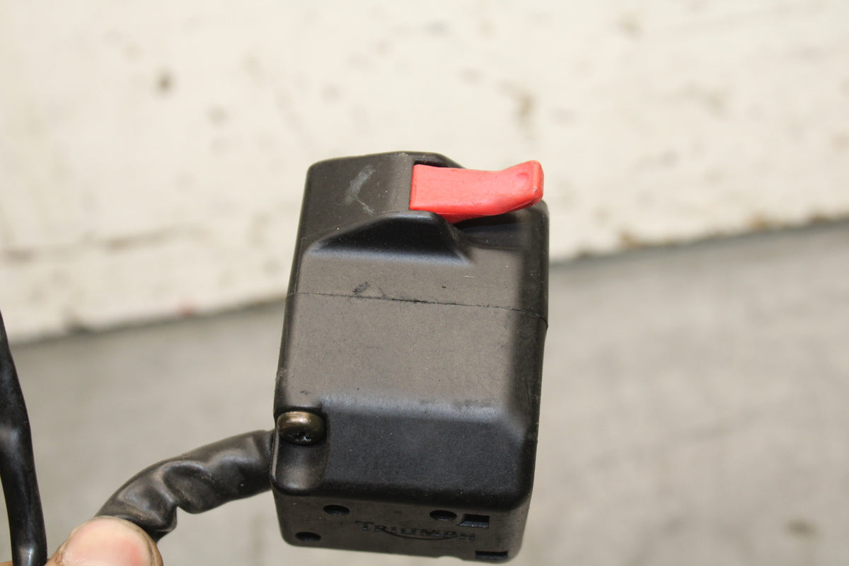 03-04 TRIUMPH DAYTONA 600 LEFT CLIP ON HANDLE HORN SIGNALS SWITCH SWITCHES BB745
