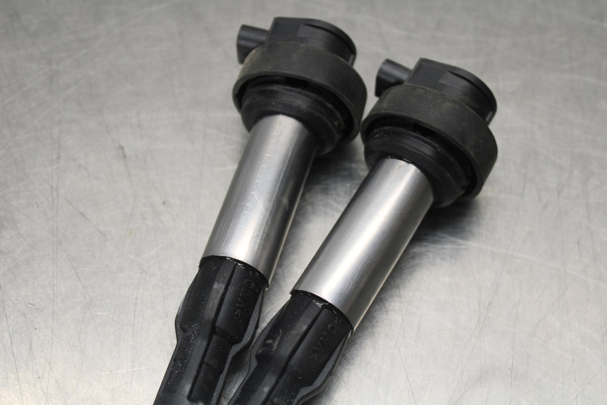 20-23 BMW F900R IGNITION COILS COIL SPARK PLUG CAPS BB923