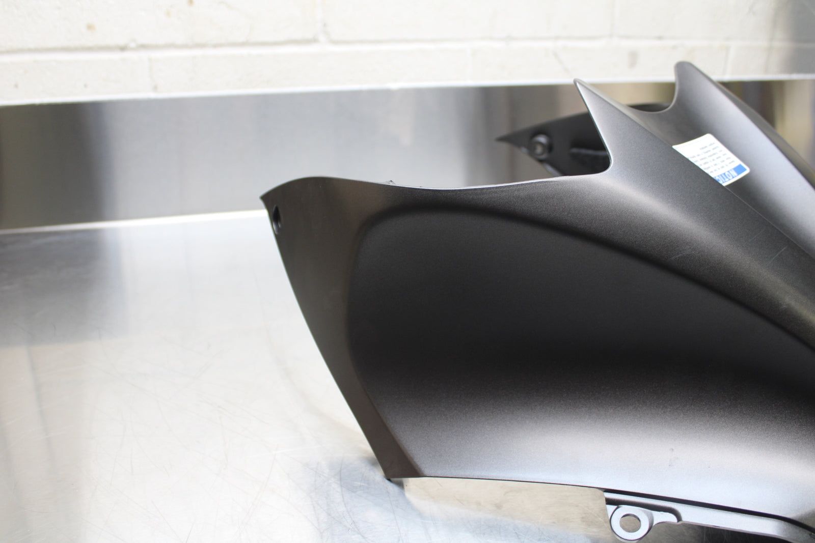 23-24 KAWASAKI NINJA ZX14R NEW!!! FRONT GAS TANK FAIRING COWL COVER TRIM BB141