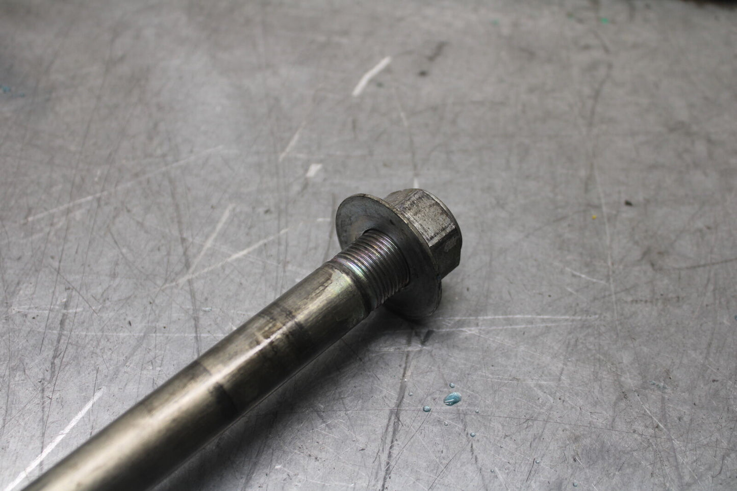 17-24 SUZUKI SV650 REAR AXLE BACK WHEEL RIM PIVOT BOLT AXEL BB706