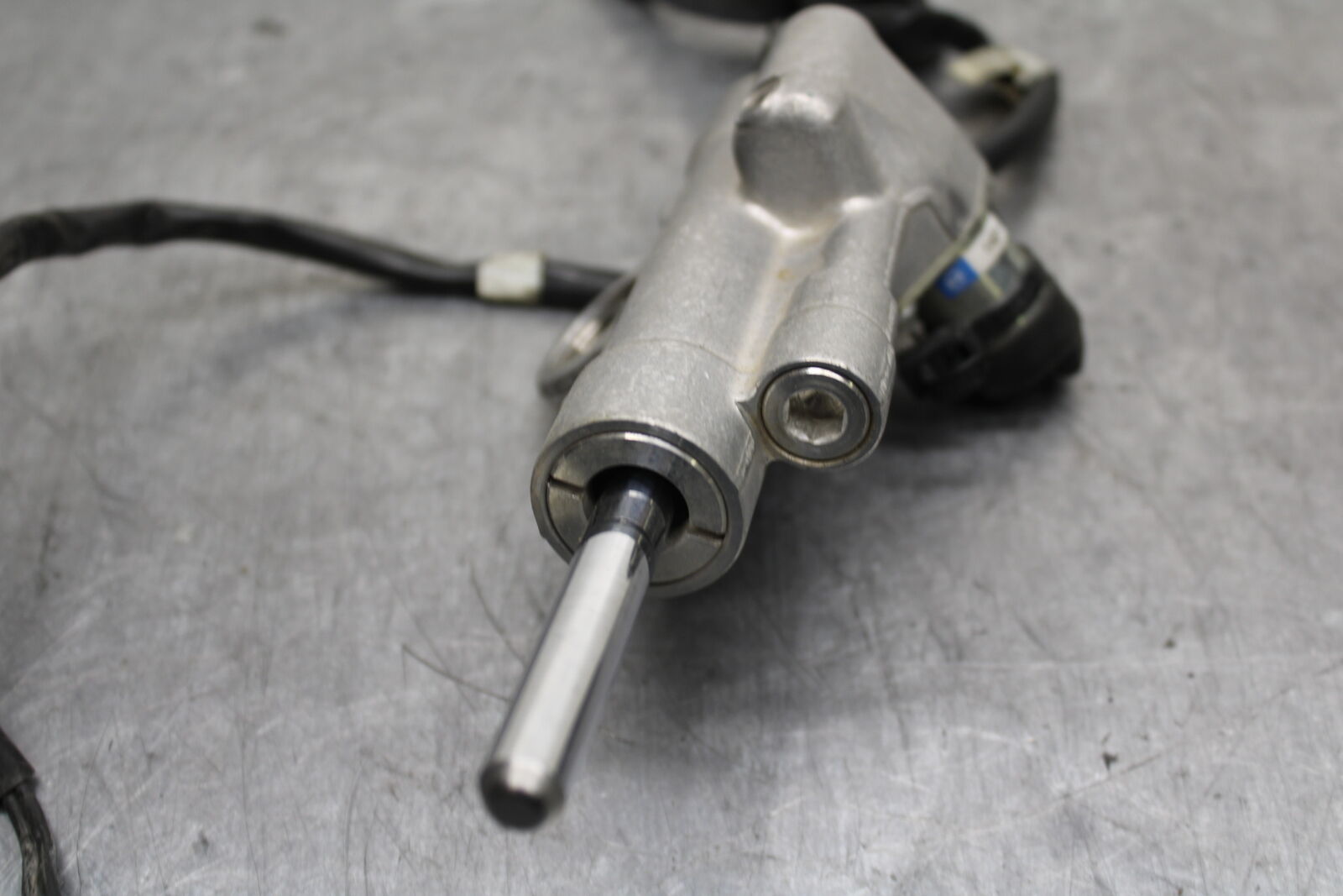 09-14 YAMAHA YZF R1 STEERING DAMPER STABILIZER 14B-23490-10-00 BB118