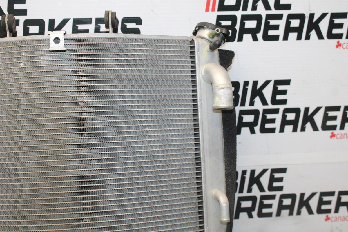 08 KAWASAKI NINJA ZX10R ENGINE RADIATOR MOTOR COOLER COOLING RADIATER BB902