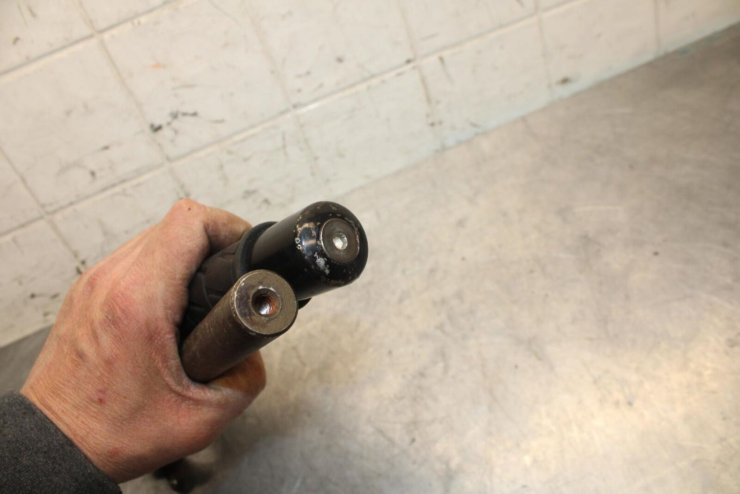 2005 Kawasaki Ninja ZX6R ZX636C LEFT RIGHT CLIP ON ONS HANDLEBARS PAIR SET BB03