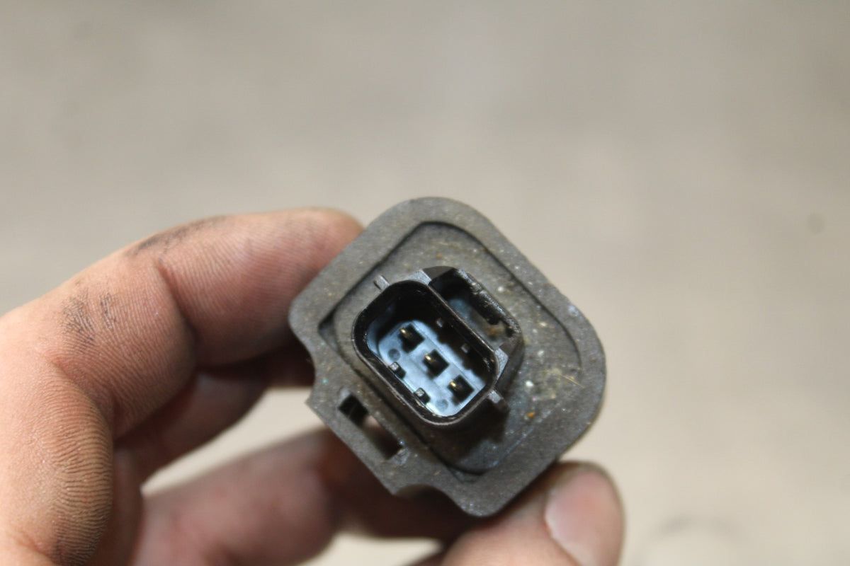 12-16 KAWASAKI NINJA 650 EX650F ABS TIP OVER BANK ANGLE CRASH SENSOR BB860
