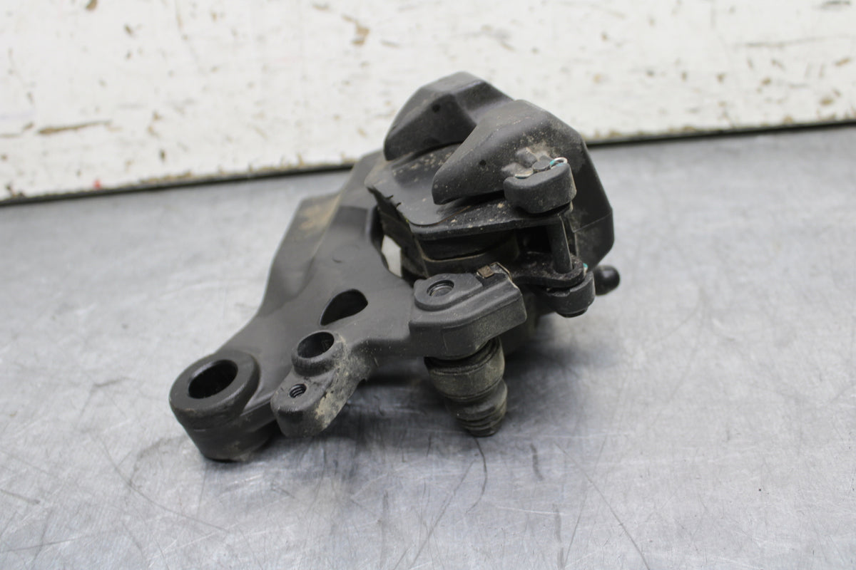 19-24 YAMAHA R3 REAR BACK BRAKE CALIPER W MOUNT BRACKET BB736