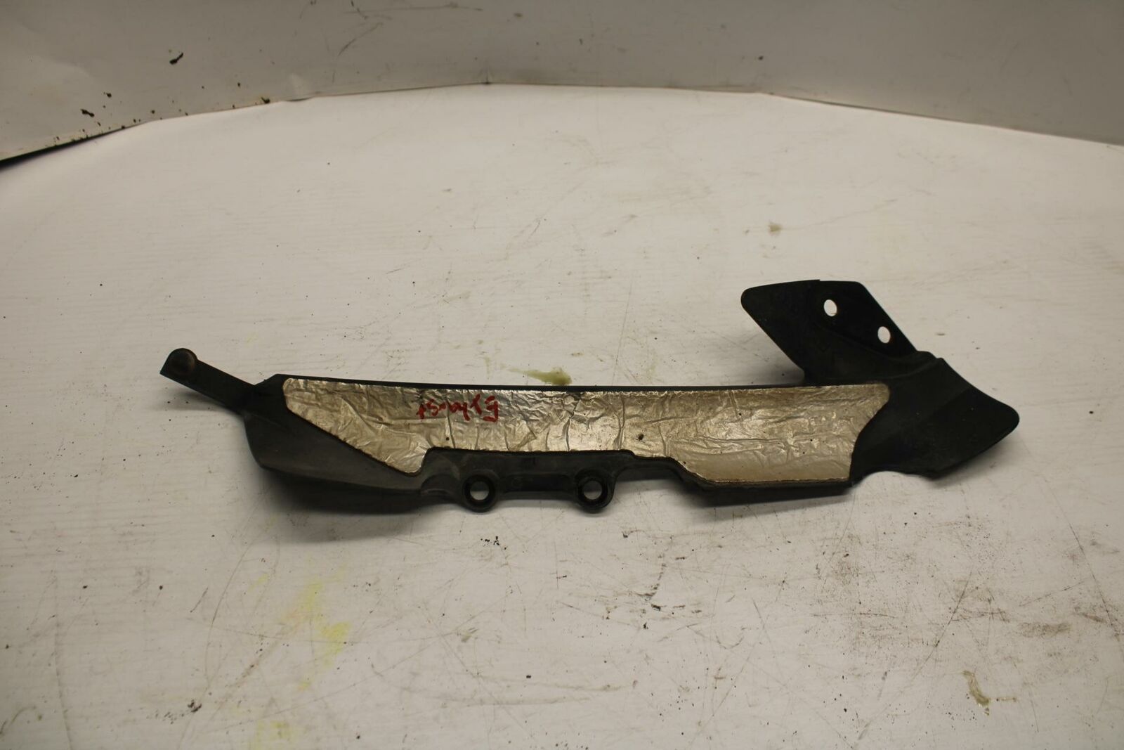 06 YAMAHA YZF R1 REAR BACK MUFFLER EXHAUST PIPE COVER HEAT SHIELD GUARD BB282