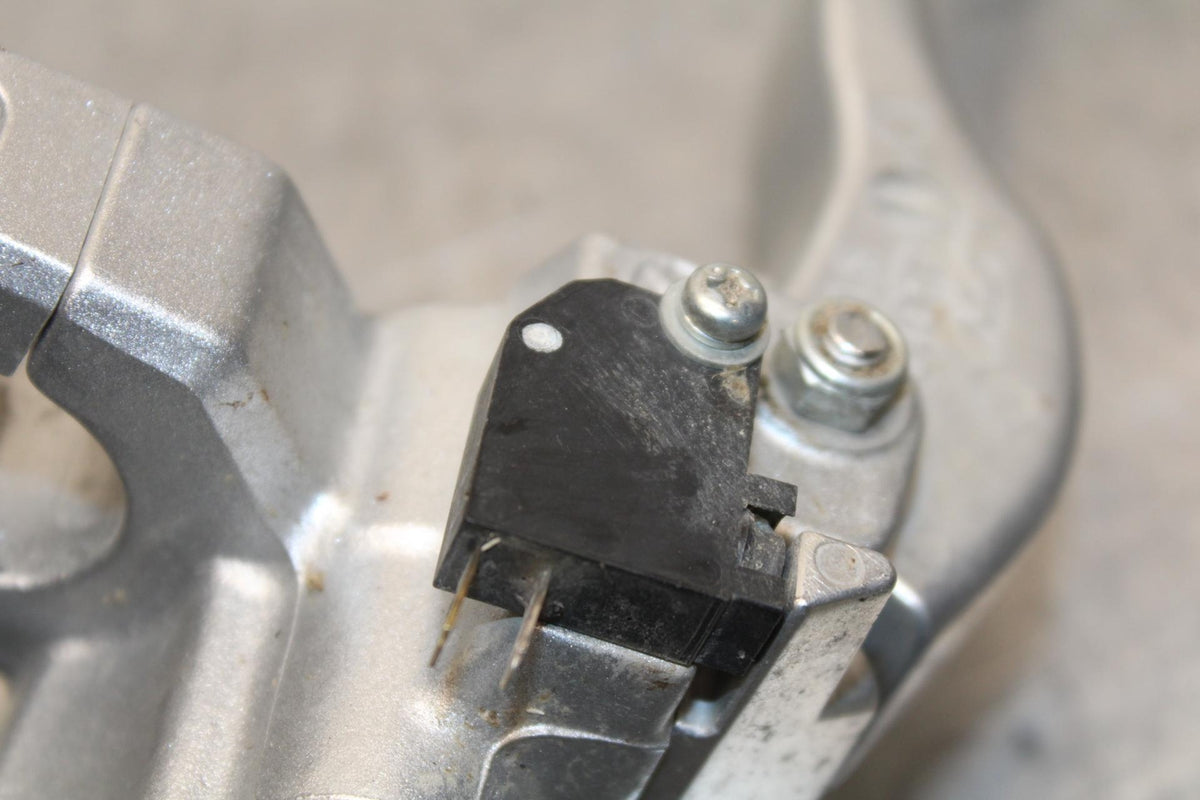 2013 Suzuki Boulevard C50T FRONT BRAKE MASTER CYLINDER BB625