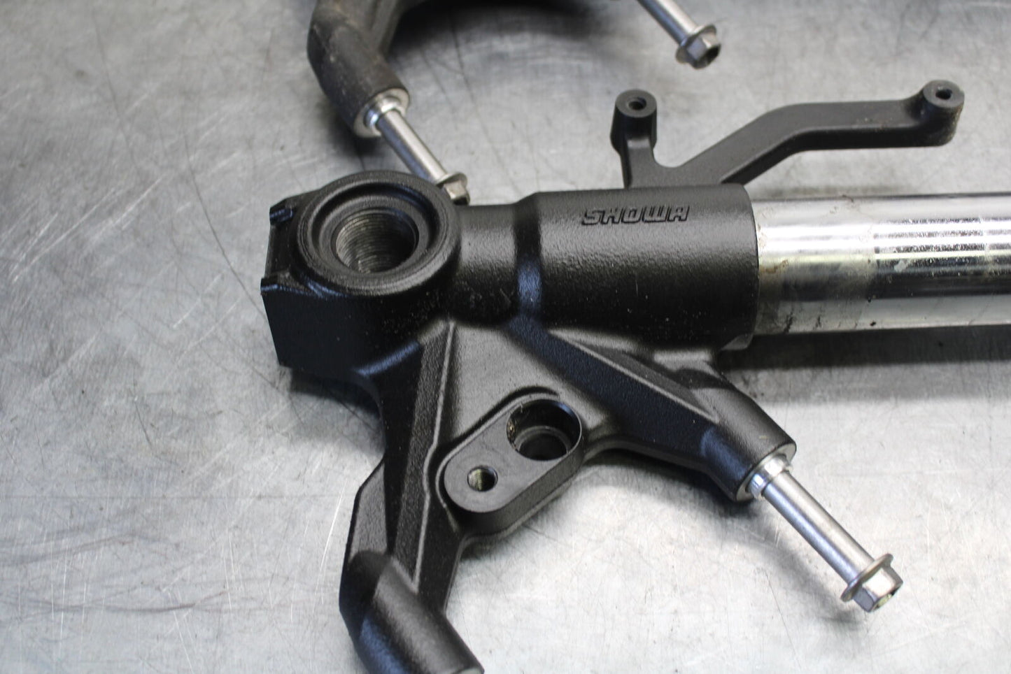 13-18 KAWASAKI NINJA ZX6R FRONT FORKS SHOCK SUSPENSION SET PAIR  BB682