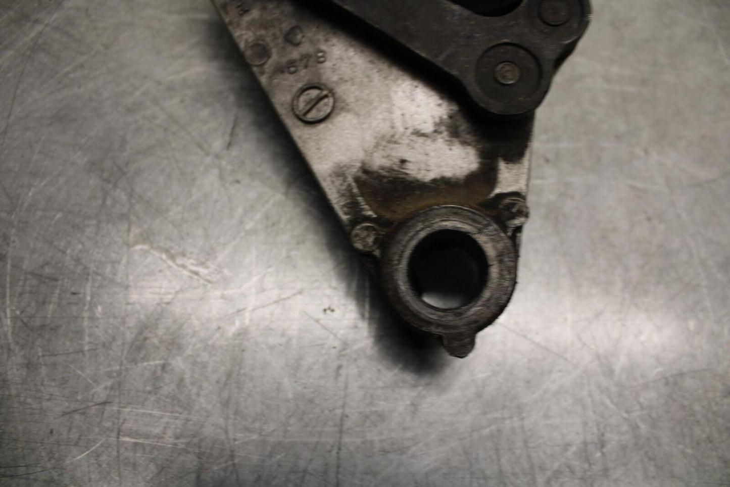 2001 Kawasaki Ninja ZX6 ZX600E REAR BACK BRAKE CALIPER W MOUNT BRACKET BB547