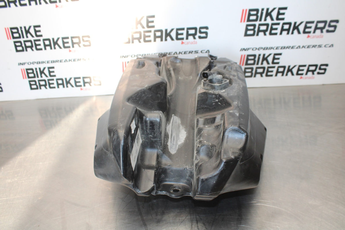 18-22 HUSQVARNA VITPILEN 701 GAS TANK FUEL CELL PETROL RESERVOIR BB198