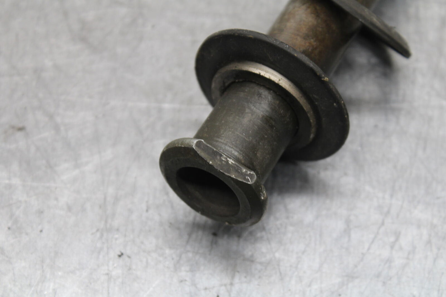 06 YAMAHA YZF R6 REAR AXLE BACK WHEEL RIM PIVOT BOLT AXEL BB716