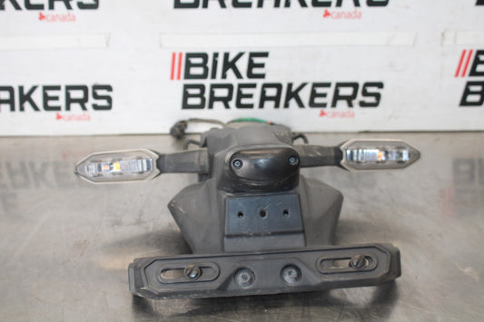 24-25 KAWASAKI NINJA 500 EX500J ABS REAR BACK FENDER MUD GUARD BB934
