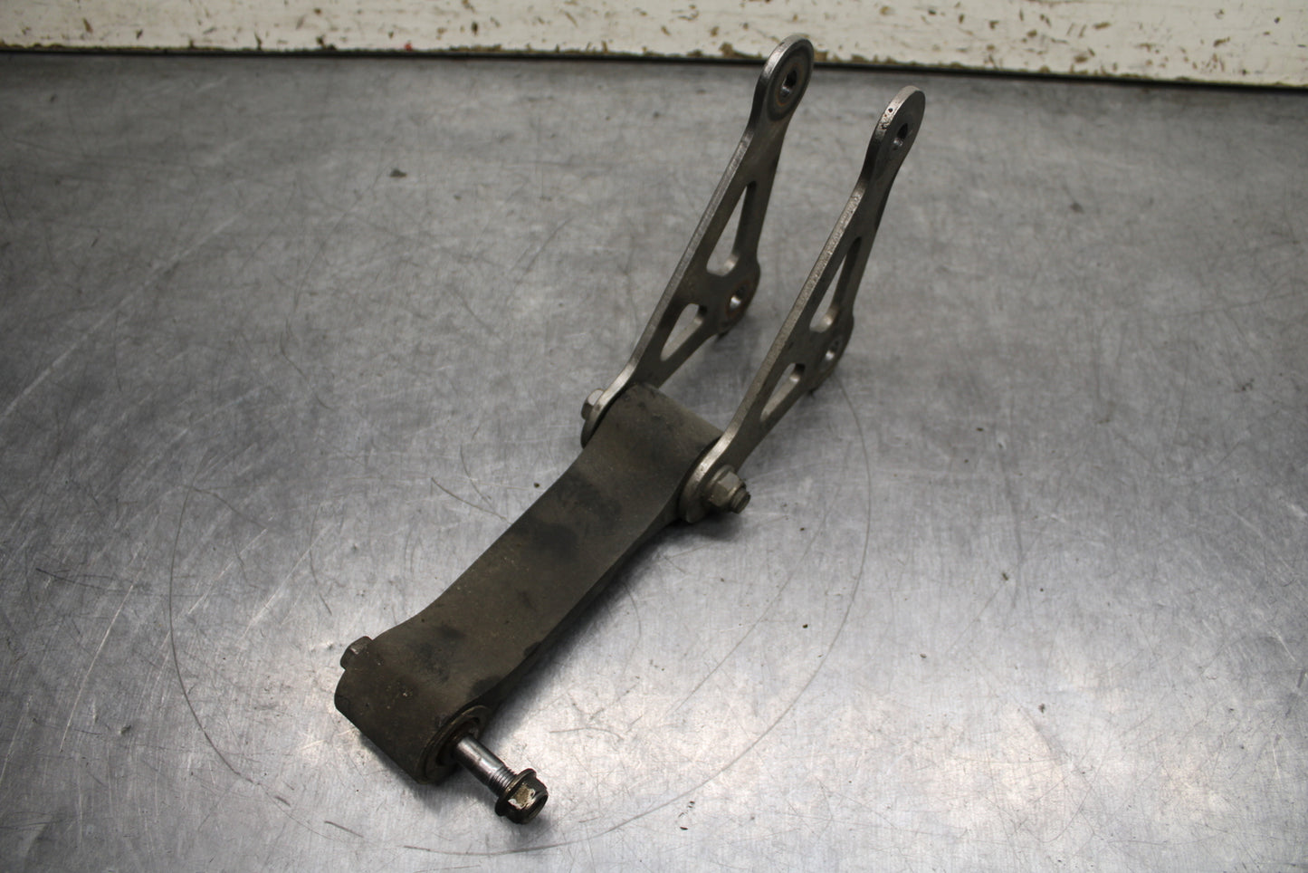 12-13 KAWASAKI Z1000 REAR DOGBONE SHOCK LINKAGE LINK BB743