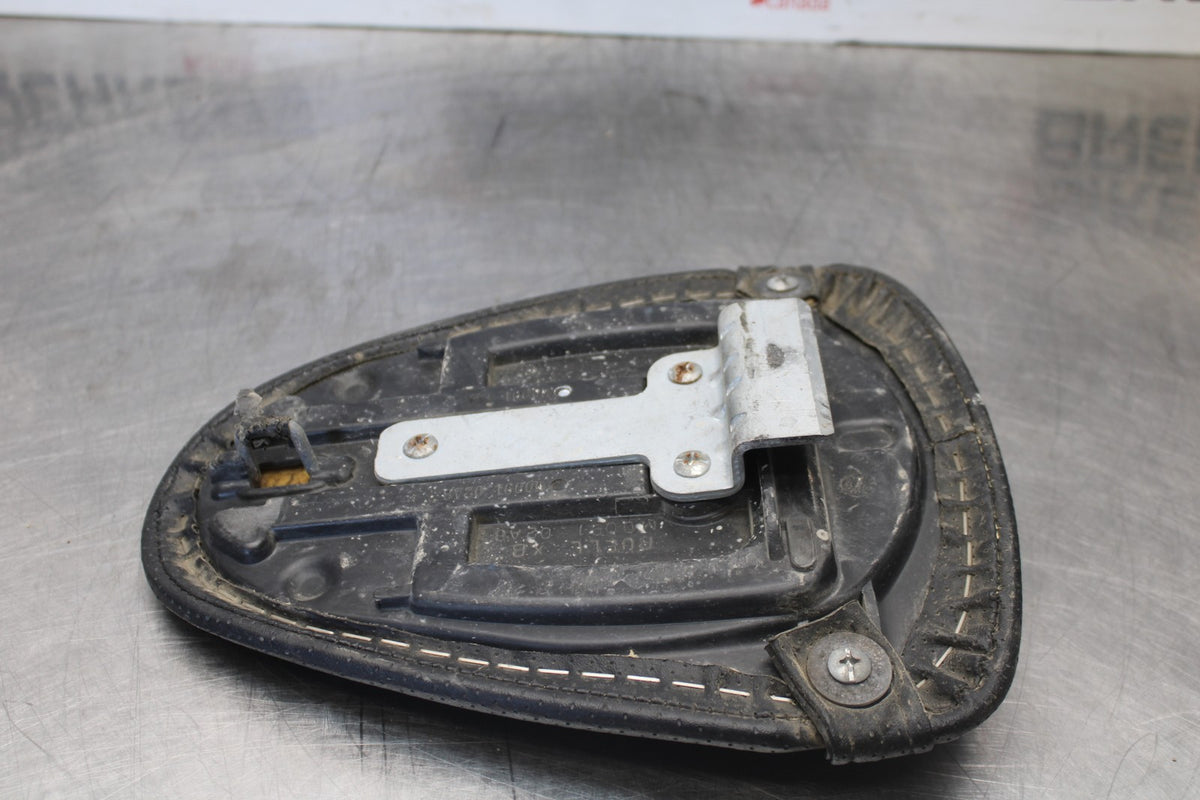 04 BUELL FIREBOLT XB12R REAR BACK PASSENGER TANDEM SEAT PAD SADDLE PILLION BB903