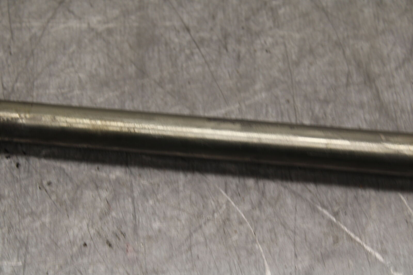 09-15 YAMAHA FZ6R REAR BACK SWINGARM BOLT PIVOT AXLE 1AE-22141-01-00 BB719
