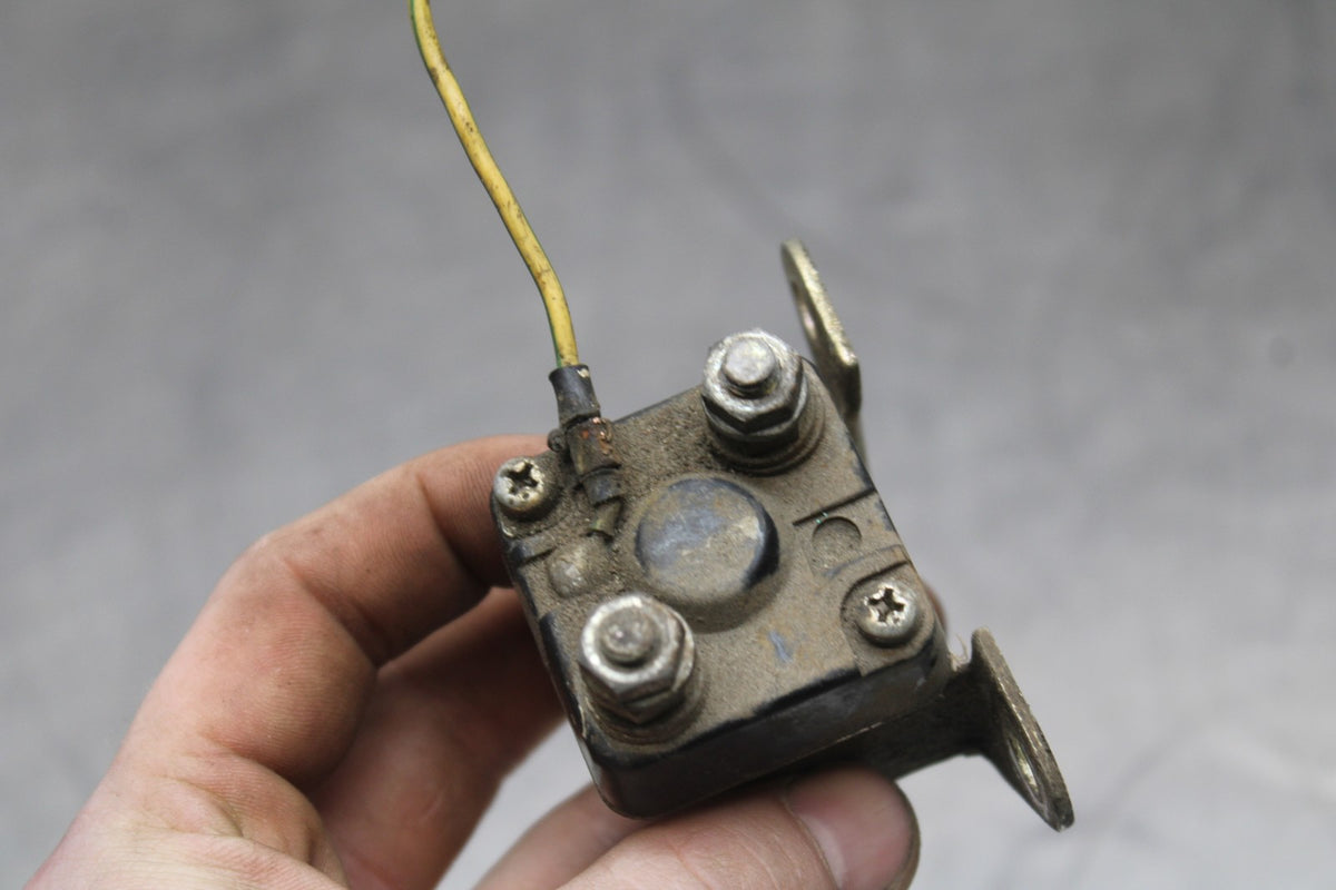 77-79 SUZUKI GS1000 ENGINE STARTER RELAY STARTING MOTOR SWITCH BB807
