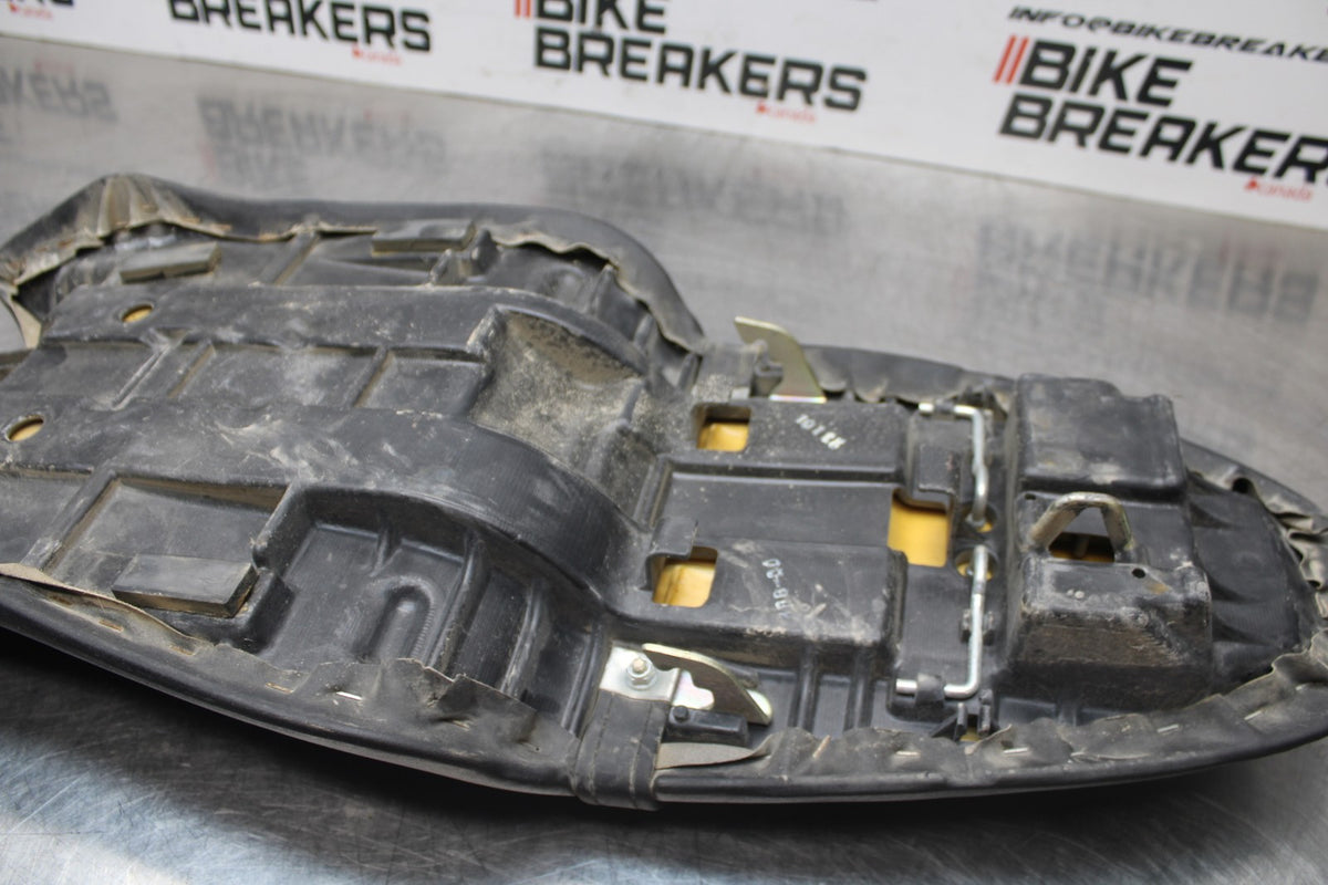 98-05 HONDA SUPER HAWK 1000 VTR1000F FRONT REAR SEAT SADDLE BB821