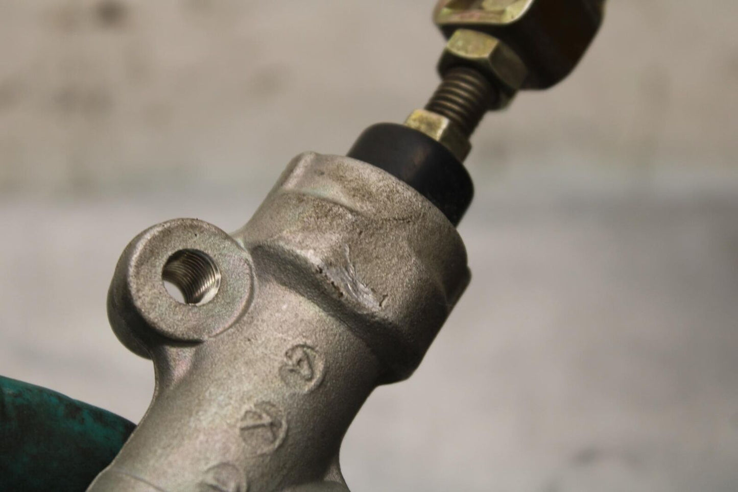 2005 Kawasaki Vulcan 1600 VN1600A REAR BACK BRAKE MASTER CYLINDER  BB574