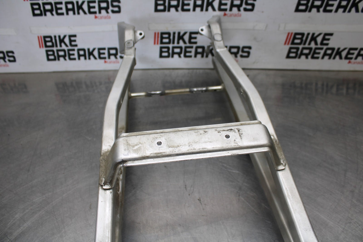 00-01 HONDA CBR929RR REAR SUBFRAME BACK SUB FRAME BB925