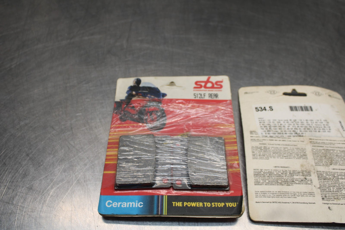 82-83 SUZUKI GS1100GL FRONT & REAR BRAKE PAD SET PAIR BB30