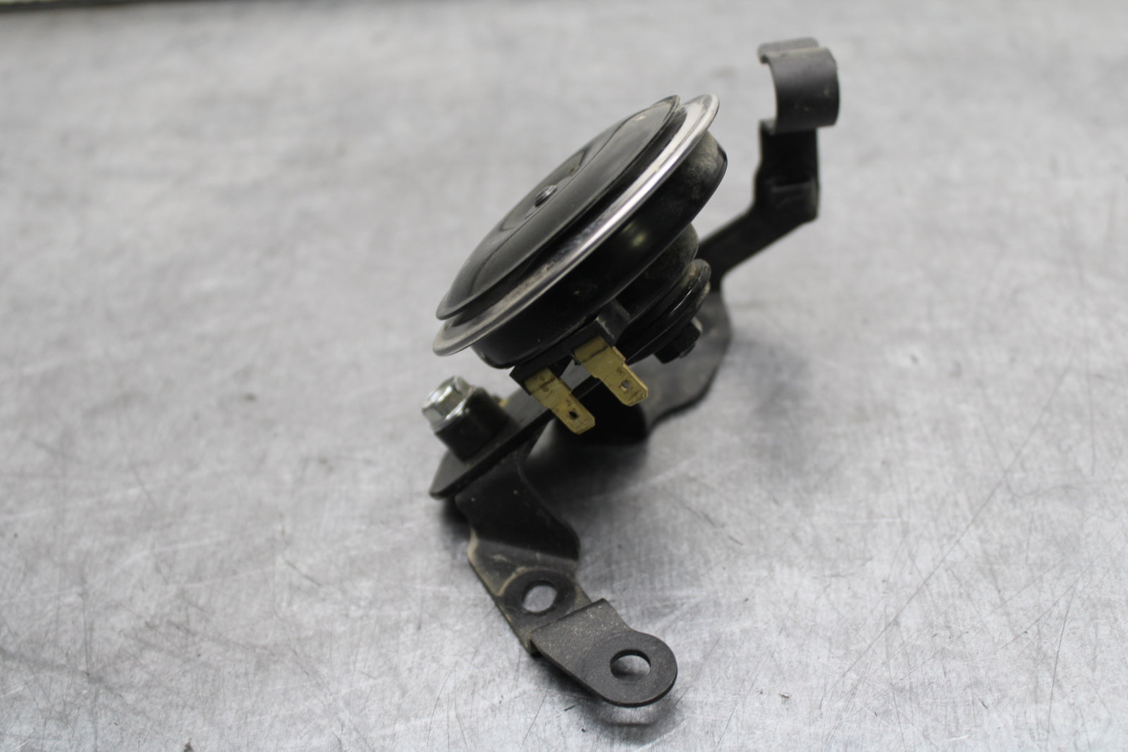 24 KAWASAKI NINJA 500 ABS HORN SIGNAL BB730