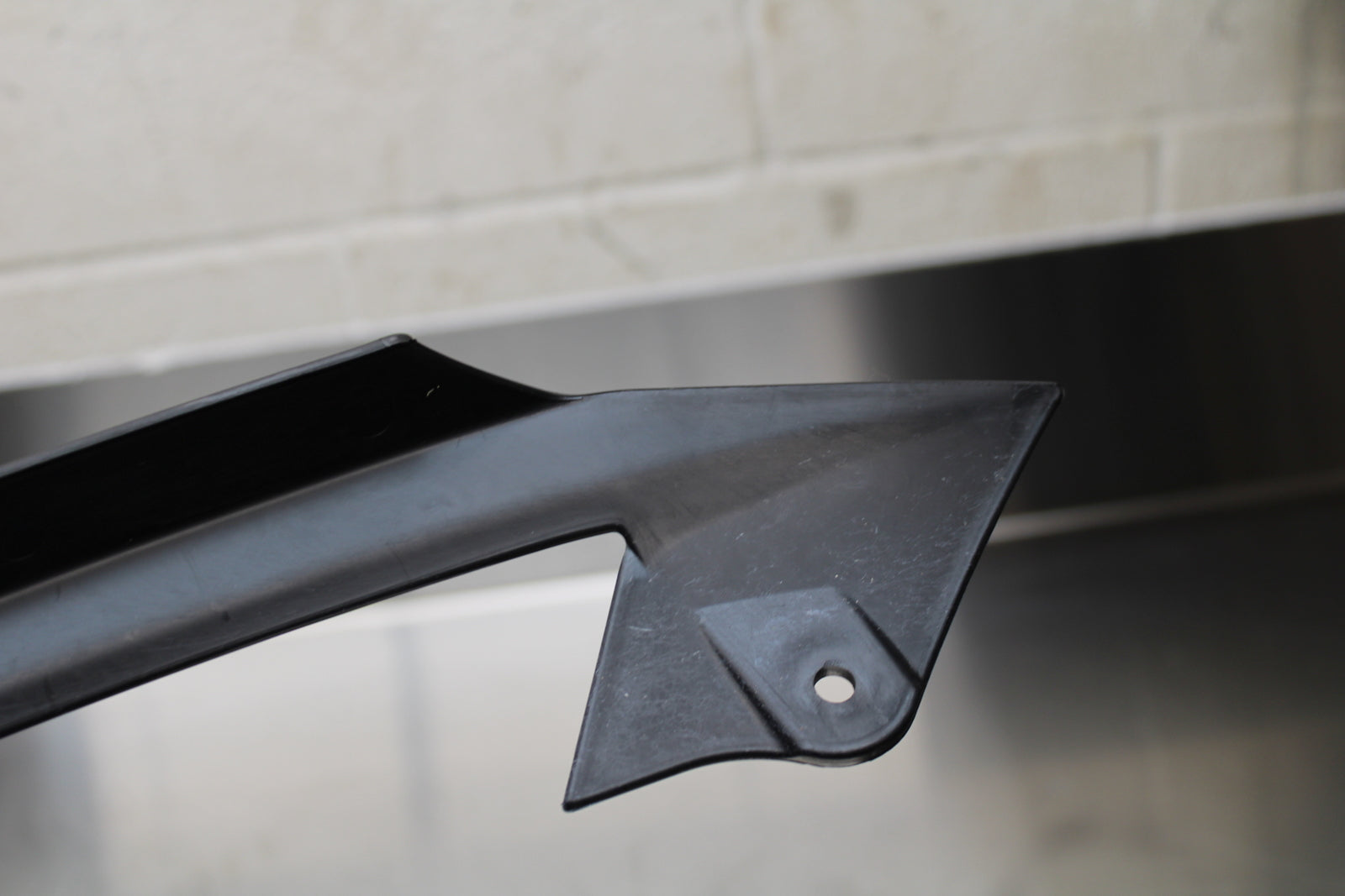 23-24 KAWASAKI NINJA ZX14R REAR BACK DRIVE CHAIN GUARD COVER SHIELD BB141