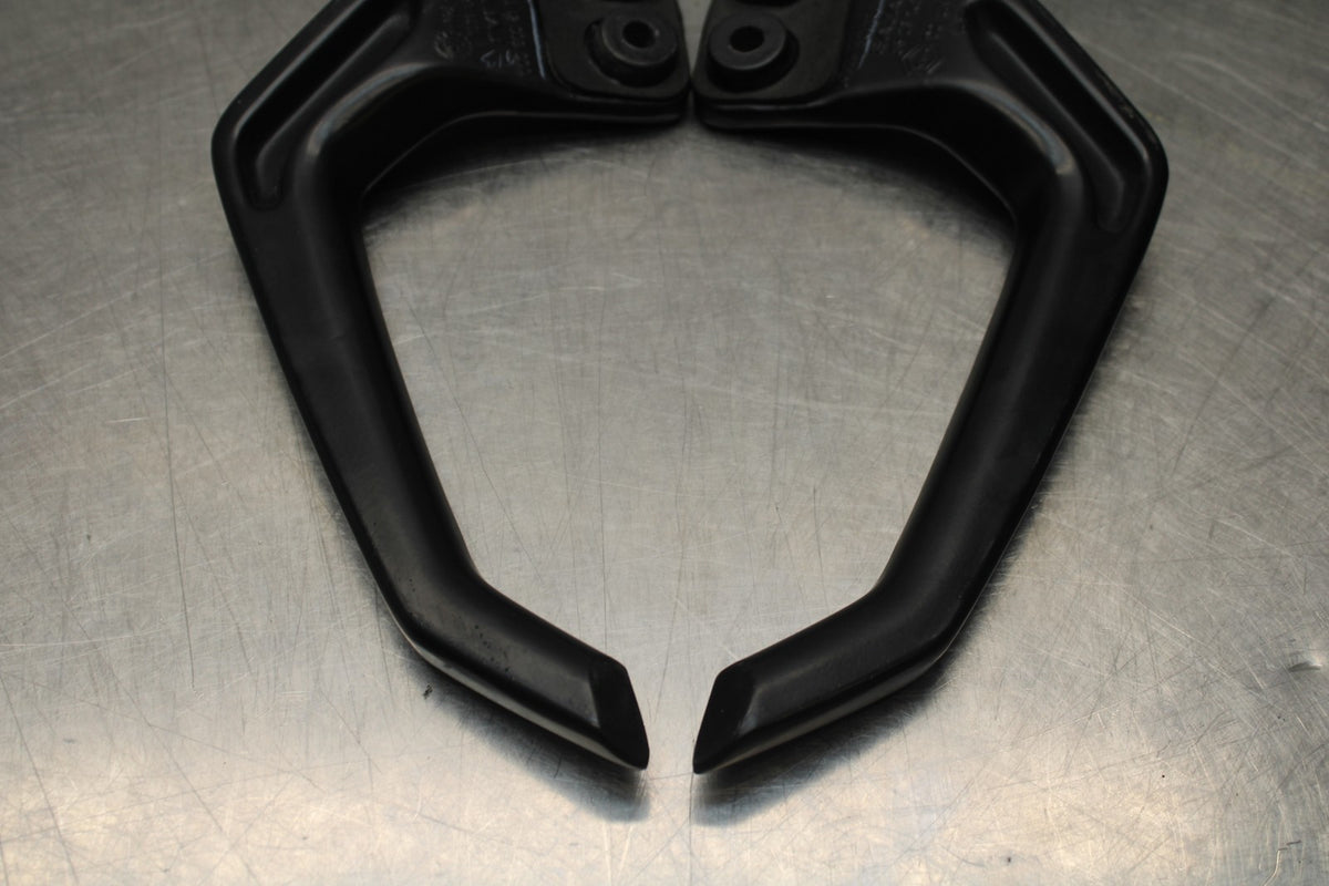 13-16 KTM 390 DUKE PASSENGER REAR SEAT GRAB BAR HANDLE SET BB815