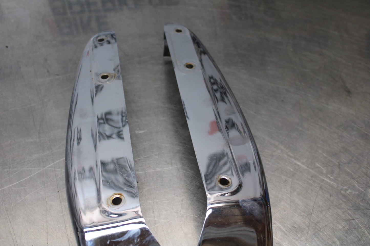 03-08 KAWASAKI VULCAN 1600 REAR CHROME STRUT COVER GUARD SET PAIR  BB196
