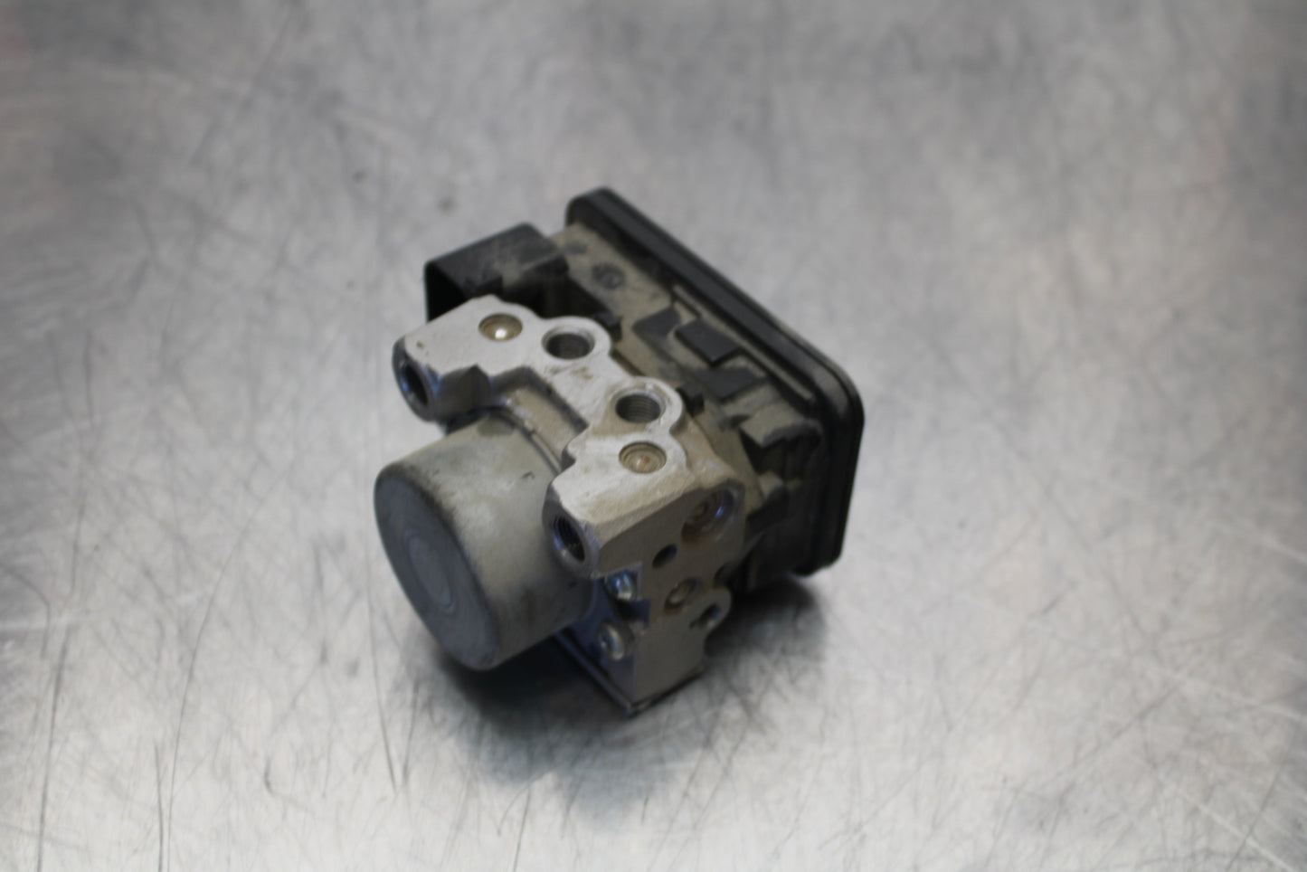 15-16 HONDA CB300F ABS PUMP UNIT MODULE BB150