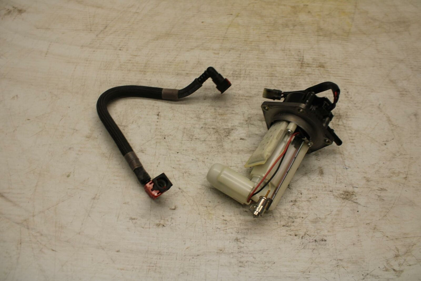 11-12 KAWASAKI NINJA 400 EX400 C FUEL PUMP GAS PETROL SENDER UNIT BB358