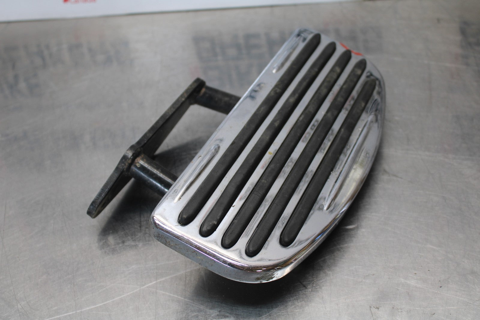 03-08 KAWASAKI VULCAN 1600 LEFT FRONT FOOT REST PEG STEP BB196