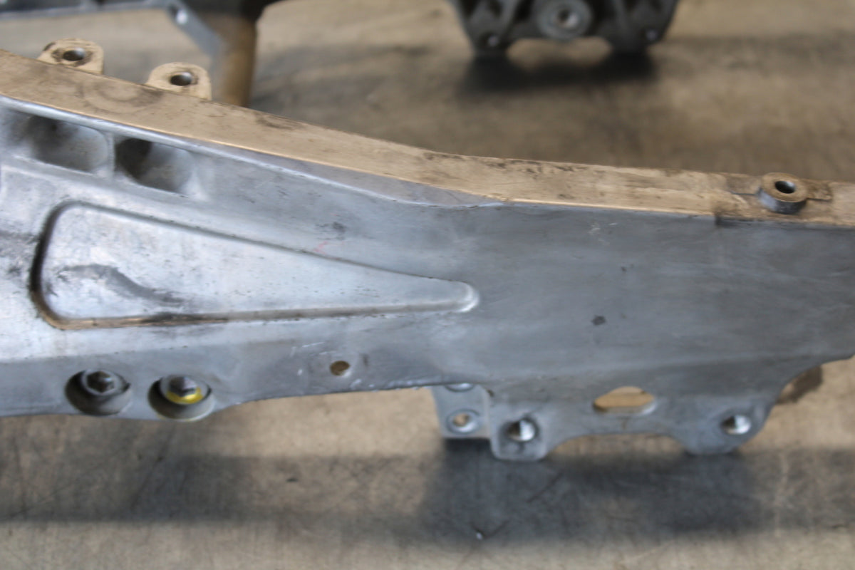 03-04 HONDA CBR600RR REAR SUBFRAME BACK SUB FRAME 50200-MEE-000 BB661
