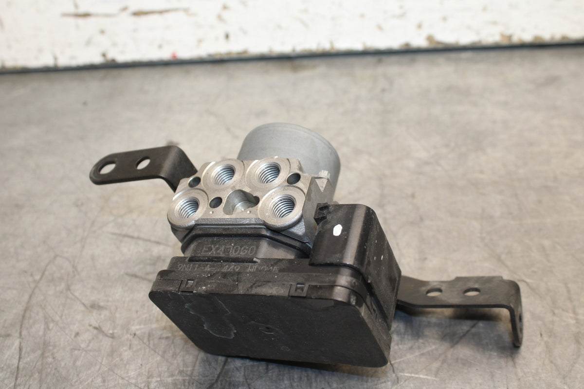 19-22 KAWASAKI Z400 ABS PUMP UNIT MODULE BB738