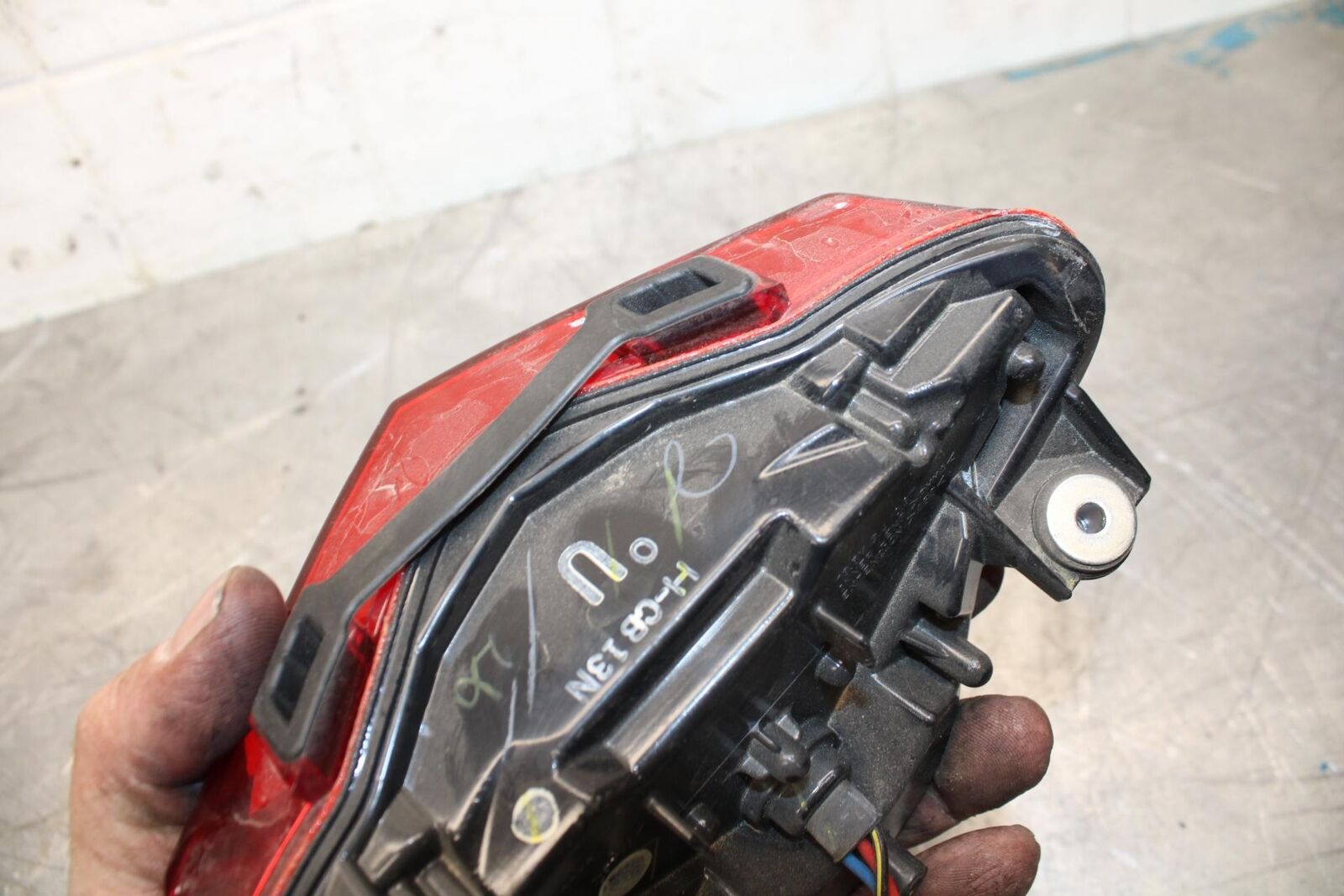 12-17 KAWASAKI NINJA 650 REAR TAIL TAILLIGHT BACK BRAKE LIGHT 23025-0307 BB470