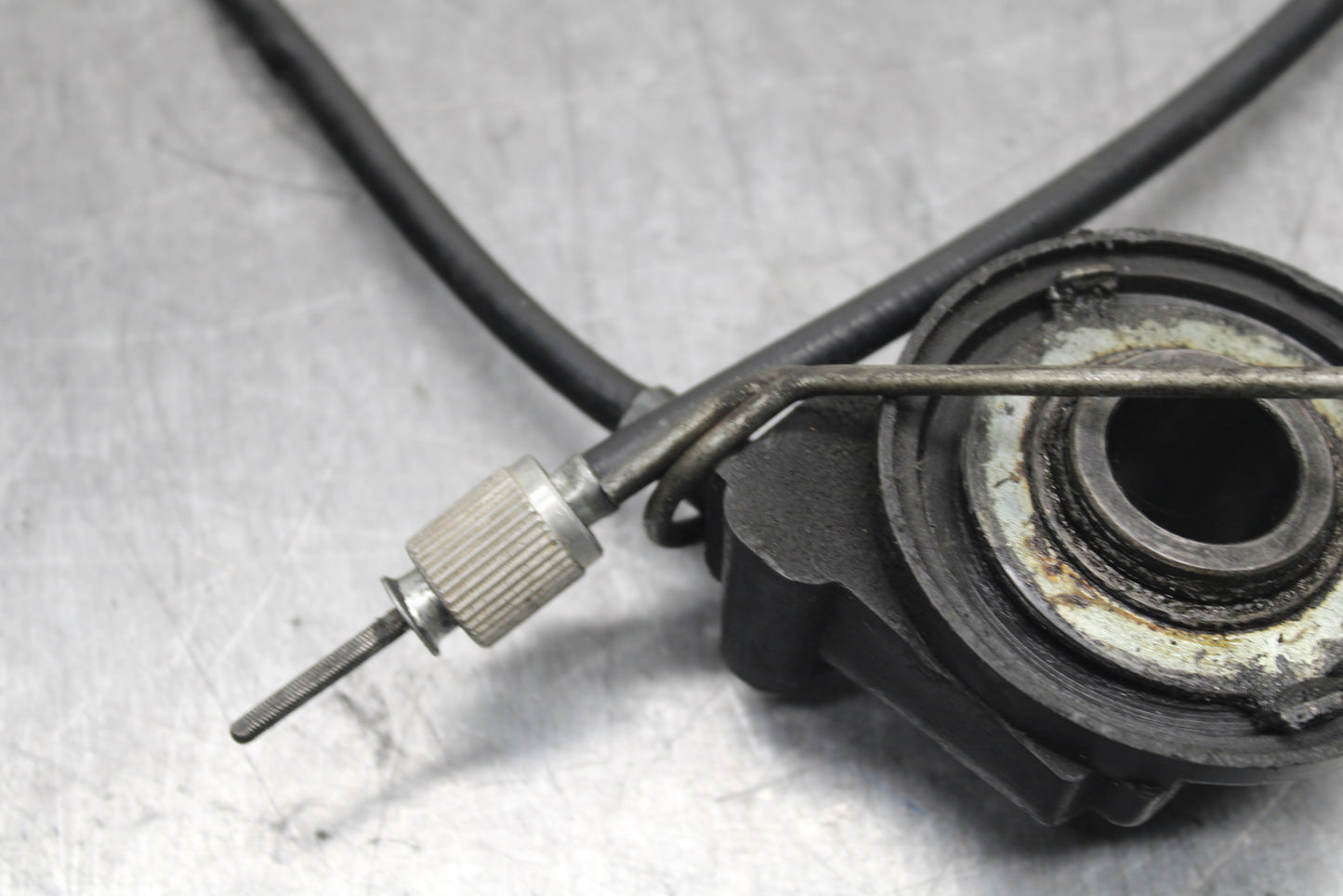93 SUZUKI GSXR750W SPEED DRIVE GEAR HUB with CABLE  BB112