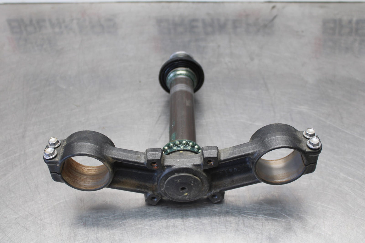 25 KAWASAKI Z900 FRONT FORKS CLAMP LOWER TRIPLE TREE STEM BB928